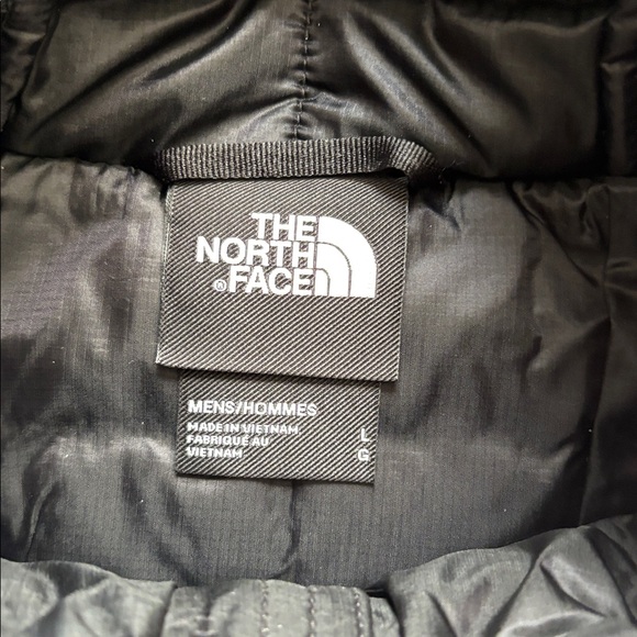 S Sale 1/2 priceThe North Face Hooded Jacket thermo ball size large new - Picture 8 of 15
